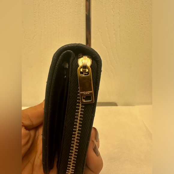 Yves Saint Laurent Black Wallet Chevron Quilting Gold Logo - Picture 10 of 16